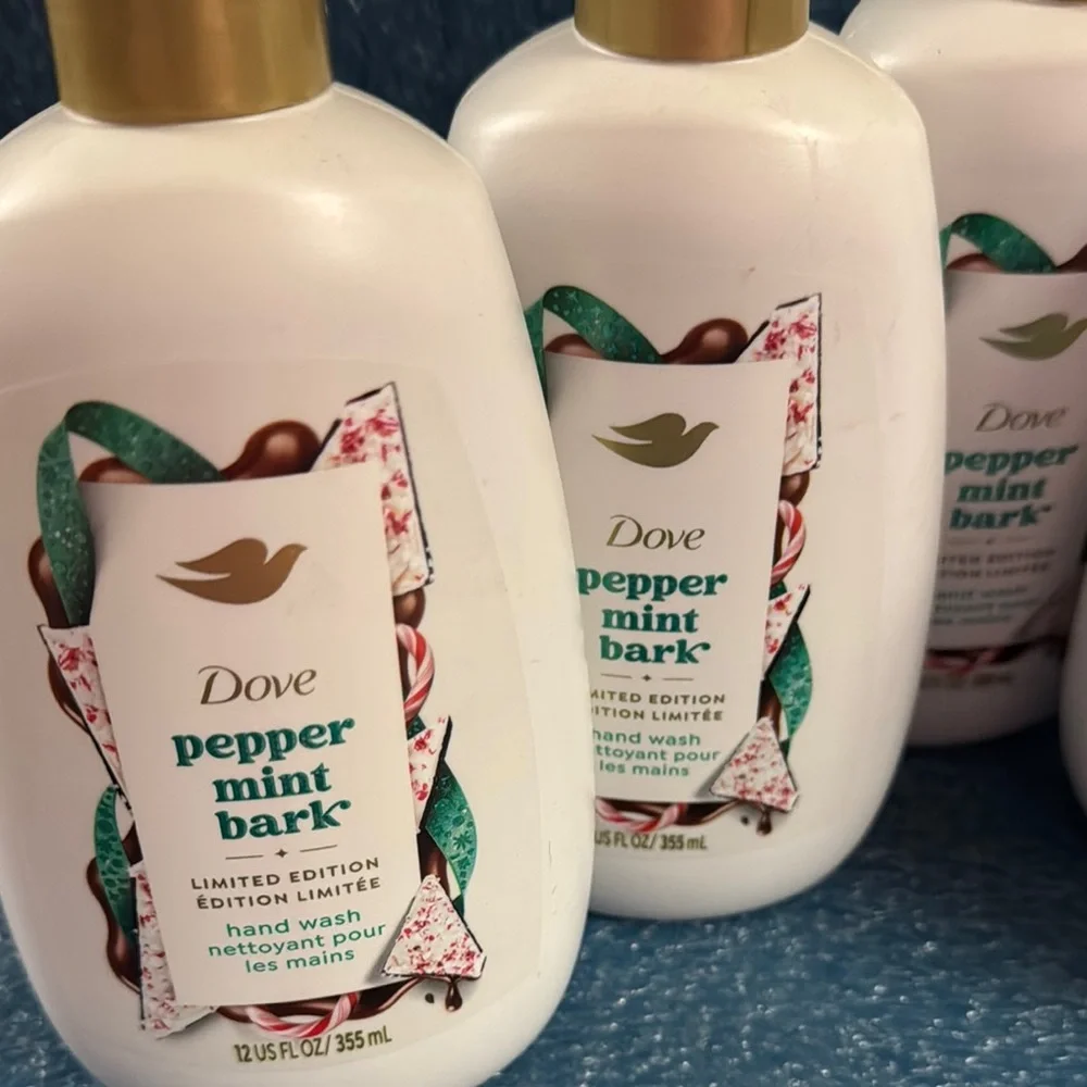 5 Dove Holiday Treats Peppermint Bark Hand Soaps 12 ounces each Limited Edition